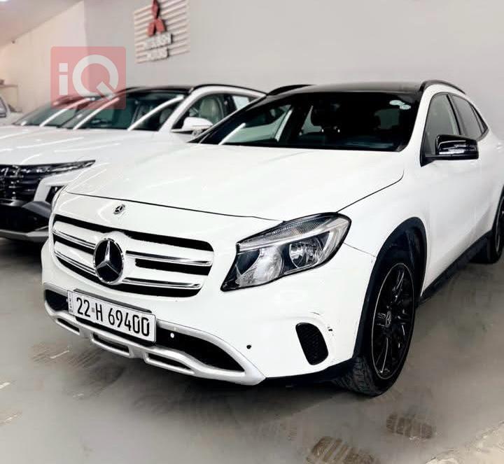 مرسيدس بنز GLA